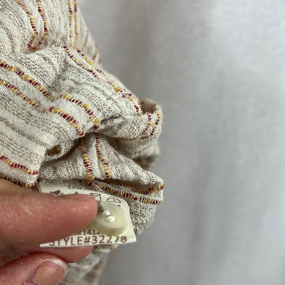 Hem & Thread Linen Blend Tan Stripe Button Up Romper Womens Size M - Picture 11 of 11